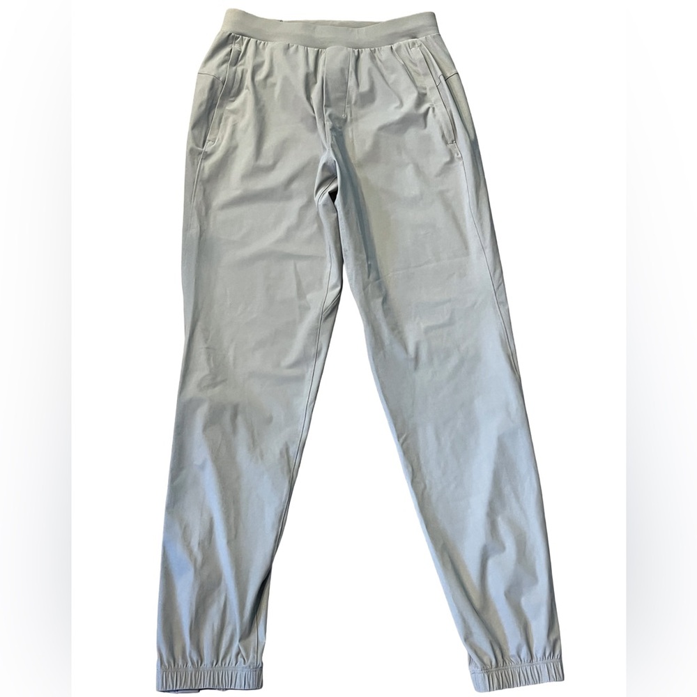 Lululemon Athletica Soft Gray Joggers zipper pockets zipper cuff XS